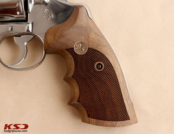 Colt Python / Officer Model Match (Your Name and Last Name First Letter) Walnut, Brass