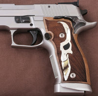 Sig Sauer P226 SAO / X-Five / X-Six Walnut, Silver